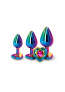 KIT DE 3 PLUGS COM PEDRA FORMA DE CORAÇÃO