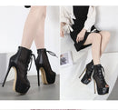 BOTA PRETA DE DE SALTO ALTO 16 CM