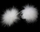 TAPA MAMILOS COM PLUMAS BRANCAS