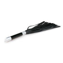 CHICOTE ELEGANTE COM PEGA EM METAL