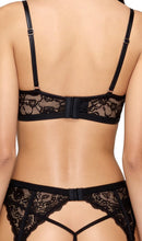 CONJUNTO PRETO RENDADO
