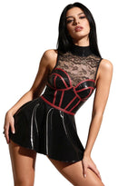 VESTIDO EM VINIL E RENDA