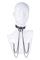 GOLA EM RENDA COM PINÇAS PARA OS MAMILOS