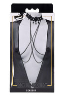 GOLA EM RENDA COM PINÇAS PARA OS MAMILOS