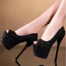 SAPATO DE SALTO ALTO PRETO COM BRILHANTES