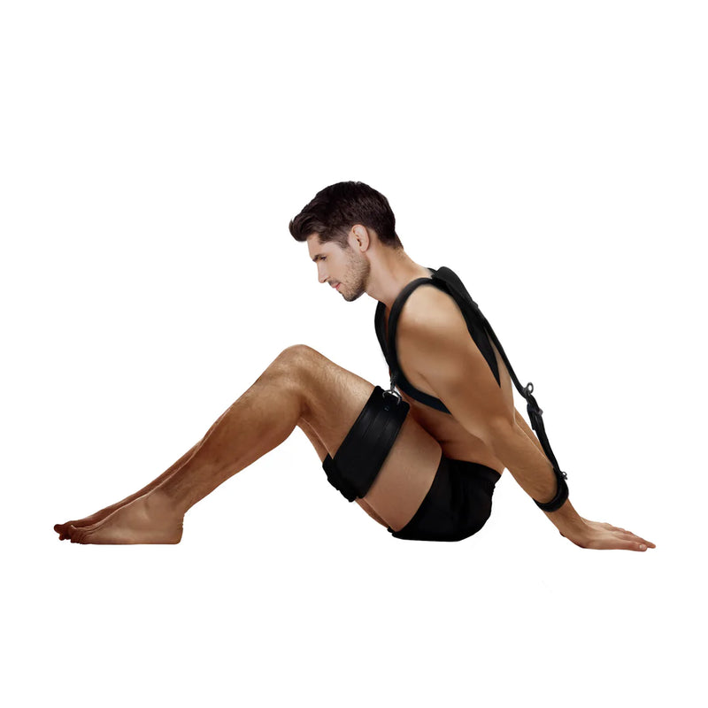 ARNÊS DE CORPO COM ALGEMAS PARA AS MÃOS E COXAS