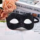 MÁSCARA COM BRILHANTES