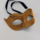 MÁSCARA COM BRILHANTES