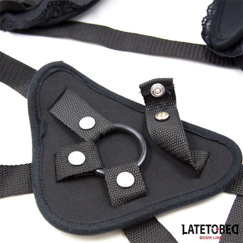 ARNÊS DE RENDA COM TIRA E ANEL DE SILICONE AJUSTÁVEL